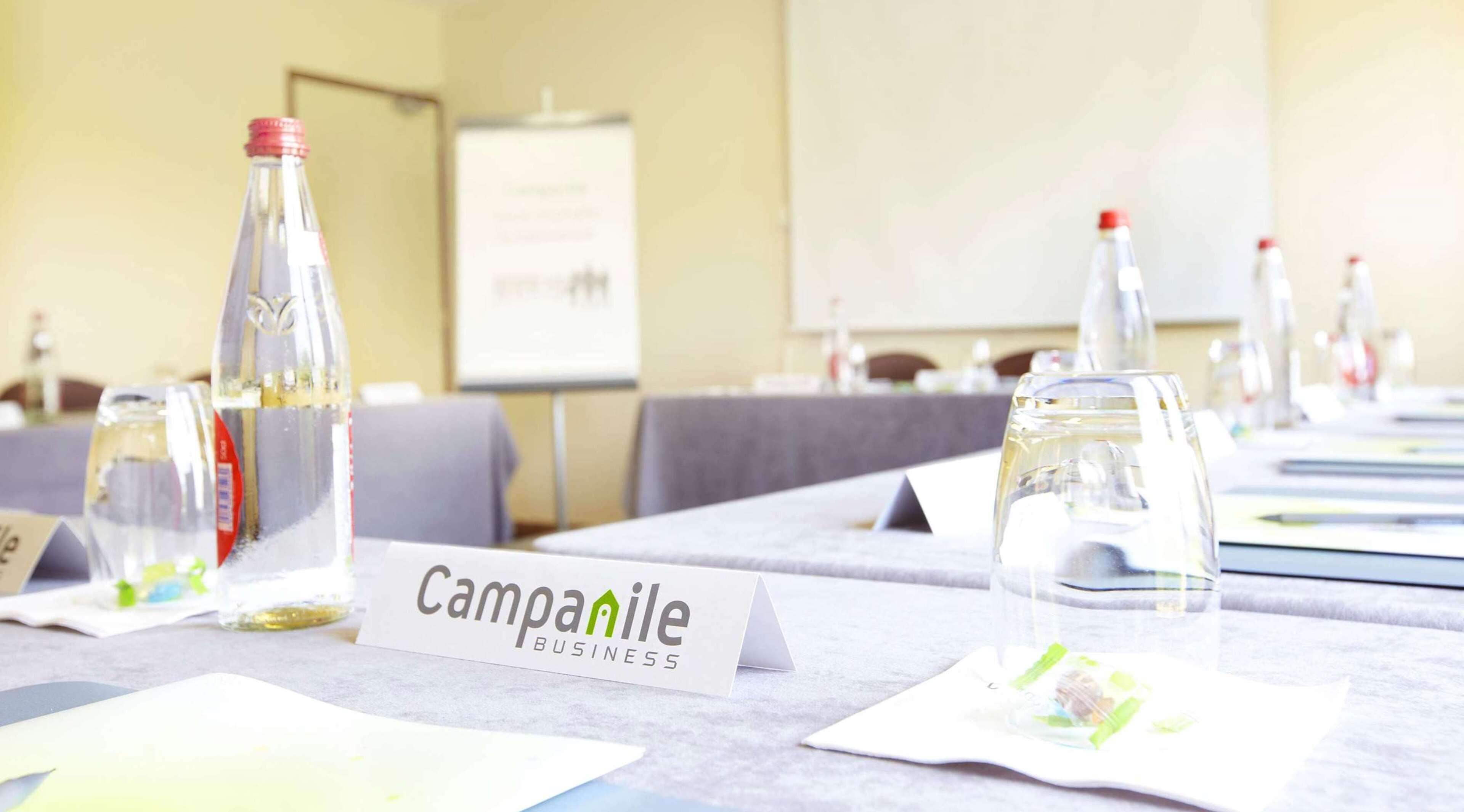 Campanile Hotel Doncaster Buitenkant foto